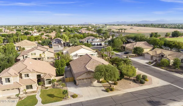 $725,000 | 1554 East Tulsa Street, Gilbert, AZ 85295