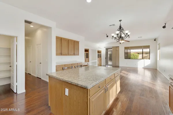 $725,000 | 1554 East Tulsa Street, Gilbert, AZ 85295