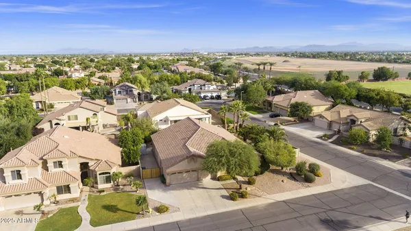 $735,000 | 1554 East Tulsa Street, Gilbert, AZ 85295