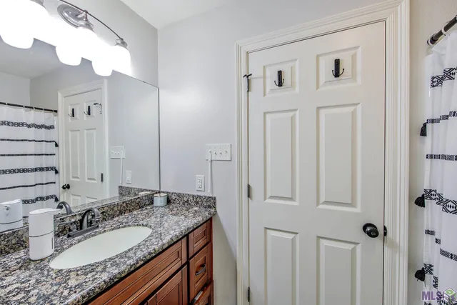 $210,000 | 2504 Pineridge Street, Thibodaux, LA 70301