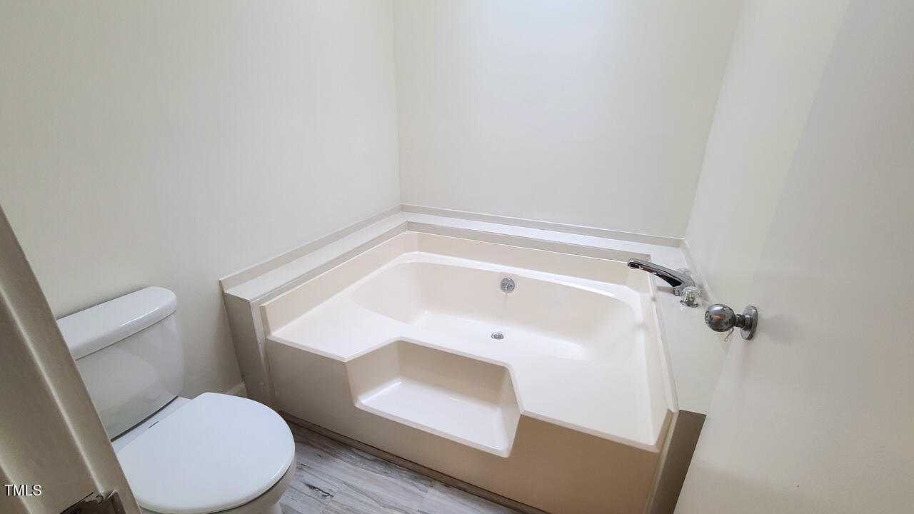 12 Melstone Turn Durham, NC 27707 - Photo 12 of 22 19 (1)