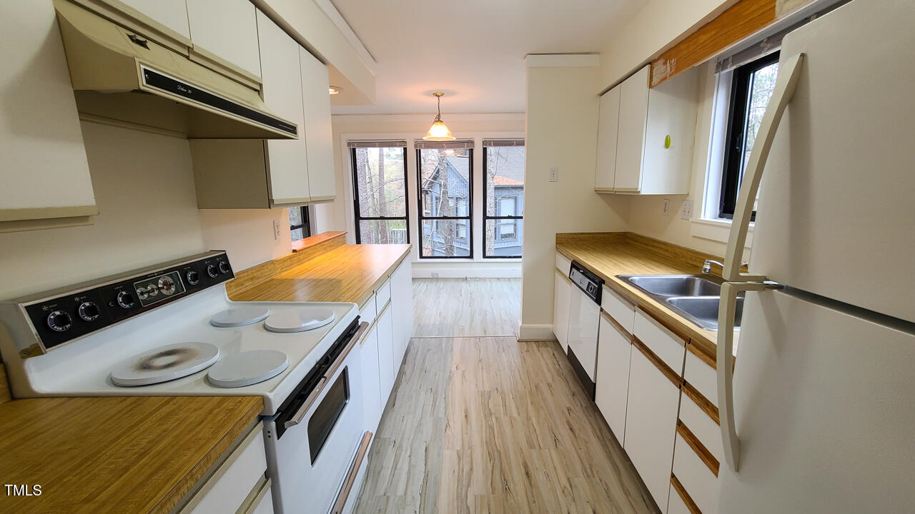 12 Melstone Turn Durham, NC 27707 - Photo 5 of 22 24 (1)