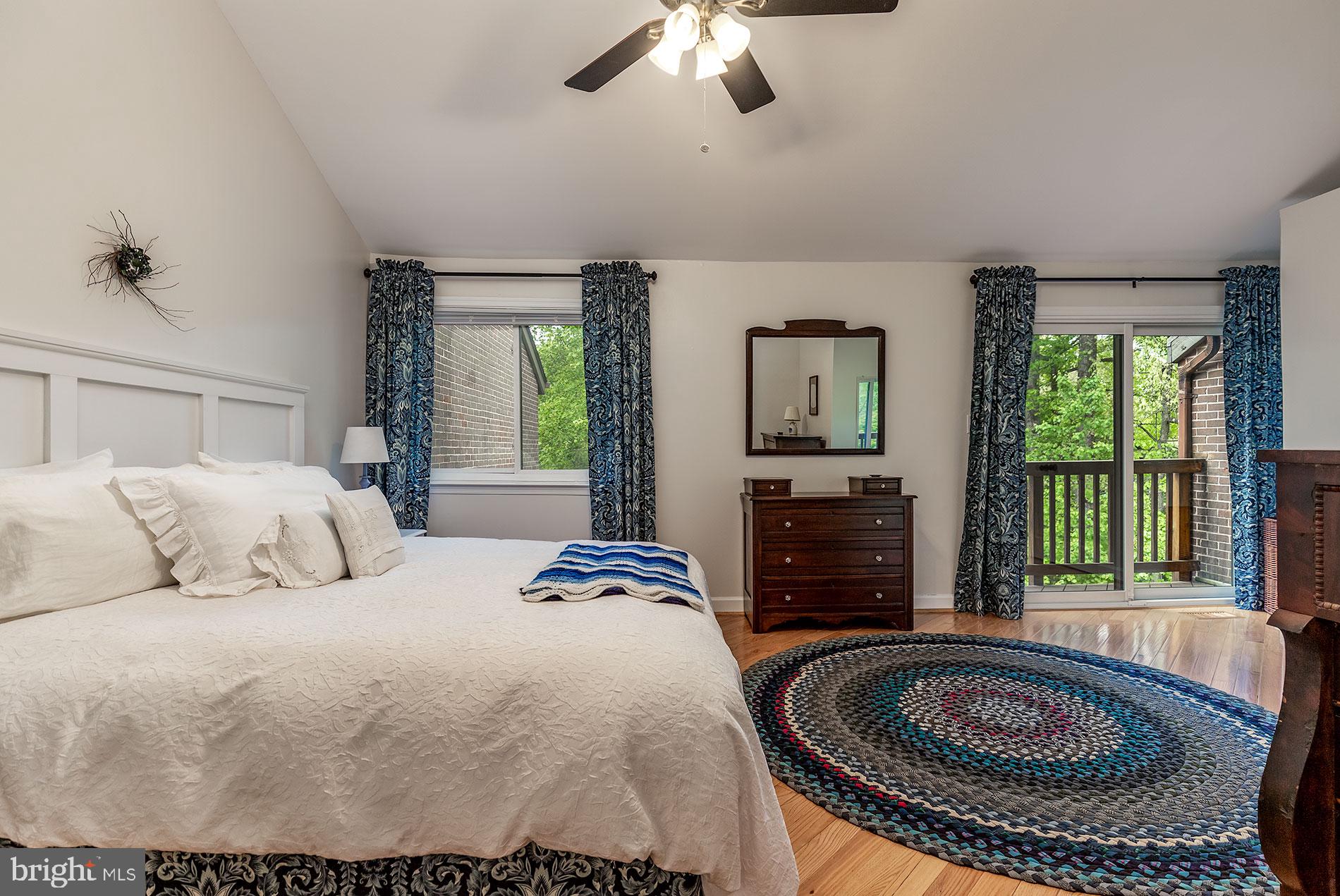 2184 Glencourse Lane Reston, VA 20191 - Photo 14 of 47 Gallery Image 14