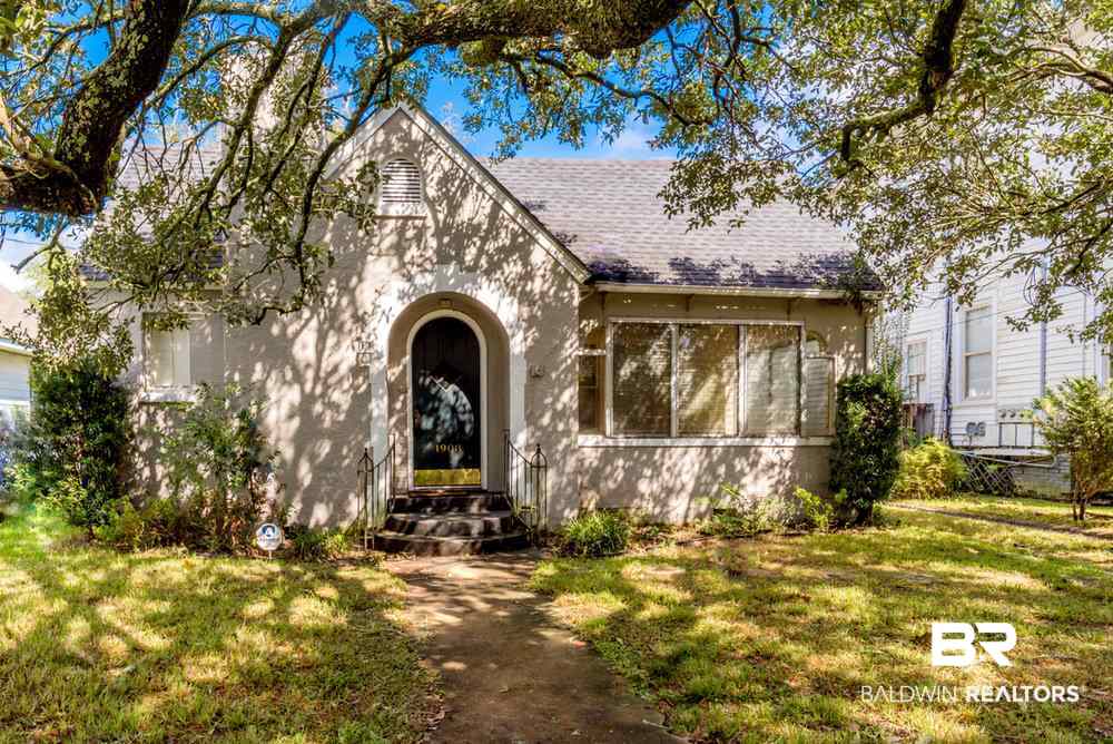 1908 Old Government Street Mobile, AL 36606 - Photo 1 of 32