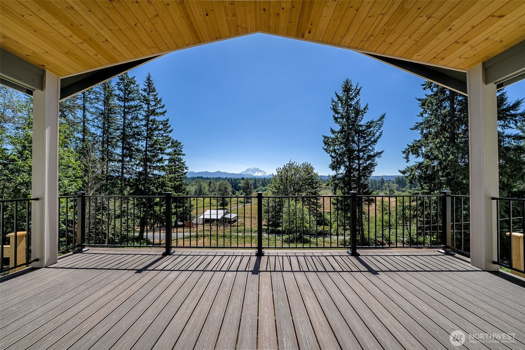 15906 Larson Loss Road Buckley, WA 98321 - Photo 5 of 37