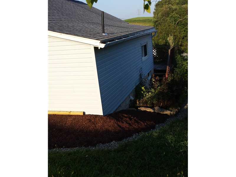 125 Johnetta Road Vandergrift, PA 15690 - Photo 7 of 20 Exterior Back.
