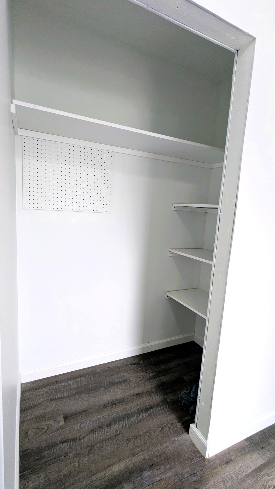 30113 Hazelwood Street Inkster, MI 48141 - Photo 18 of 21 Laundry Room - Storage