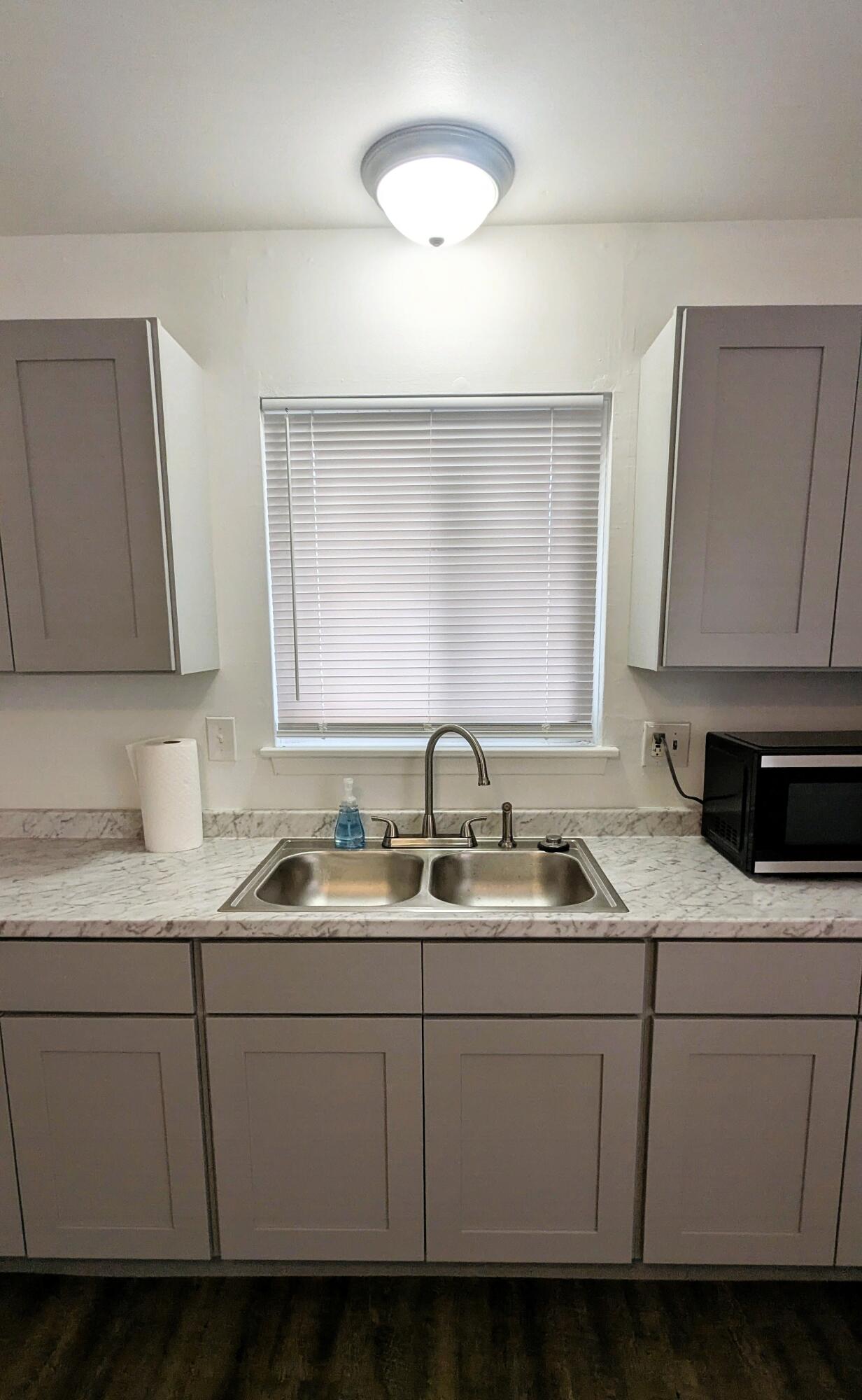 30113 Hazelwood Street Inkster, MI 48141 - Photo 6 of 21 Kitchen