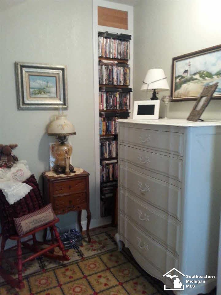 13497 West Albain Road Petersburg, MI 49270 - Photo 7 of 39 21176497-6.JPG