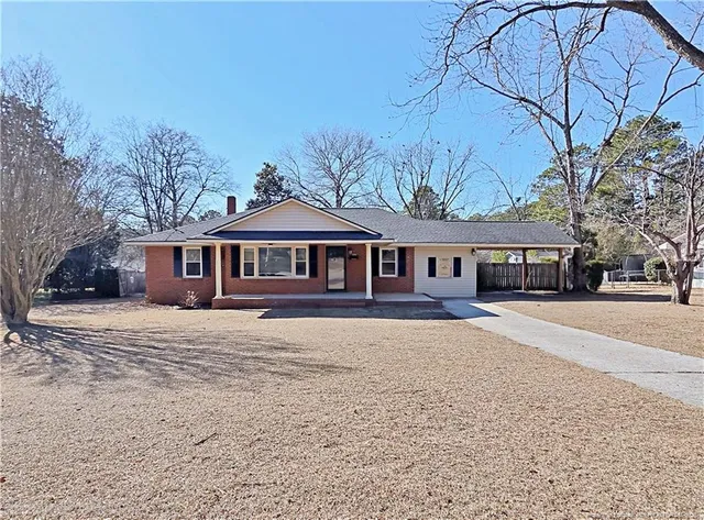 $307,500 | 306 Fairfield Road, Fayetteville, NC 28303