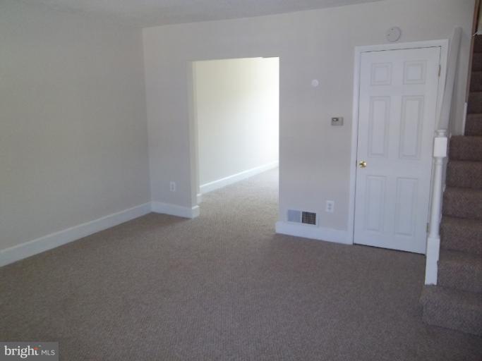 2150 Firethorn Road Middle River, MD 21220 - Photo 2 of 15 Living Room