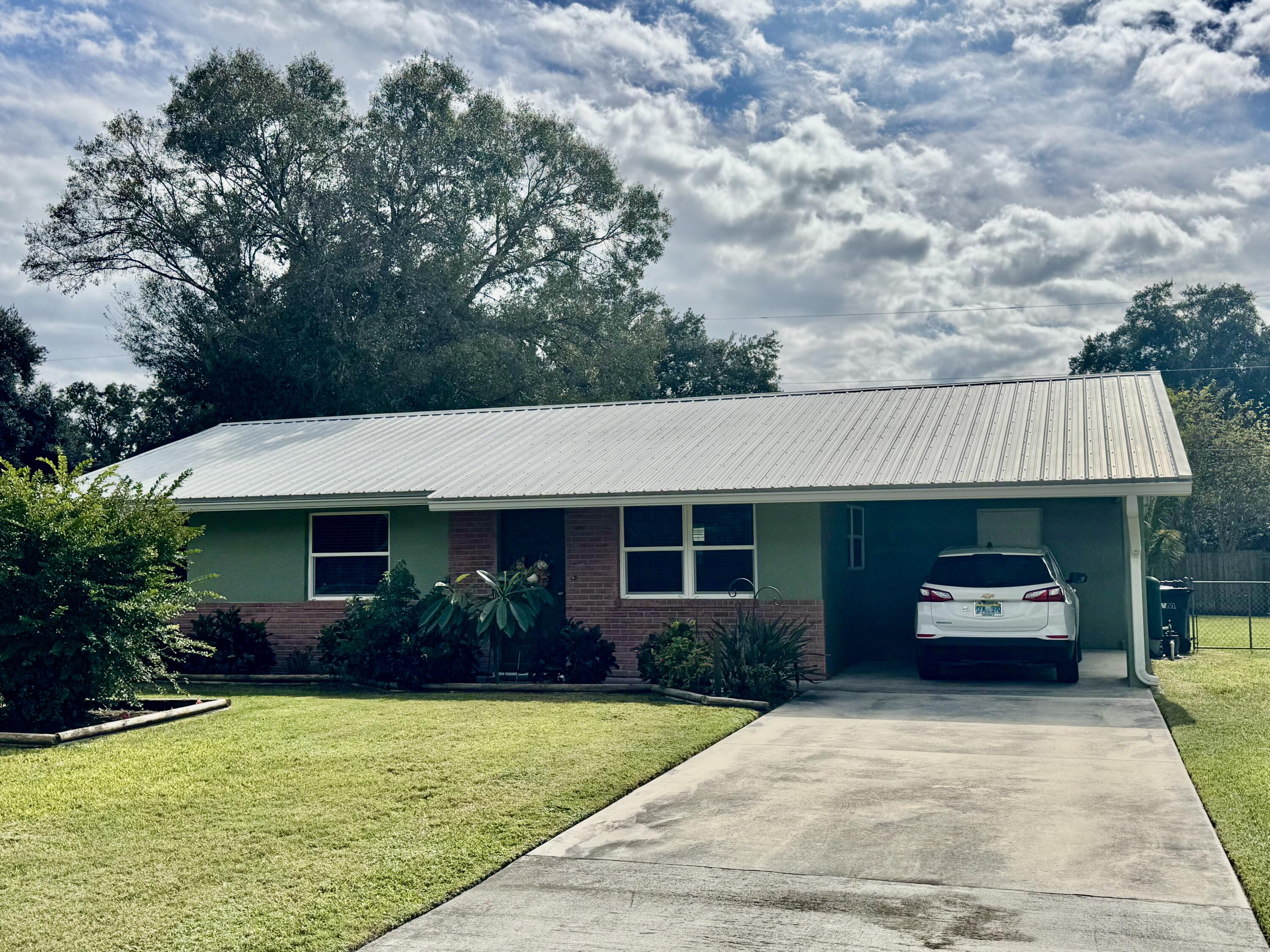 3548 Southwest 16th Street Okeechobee, FL 34974 - Photo 11 of 29 IMG_4124