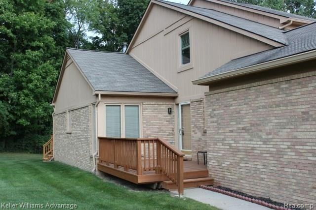 21530 River Ridge Court Farmington Hills, MI 48335 - Photo 3 of 64