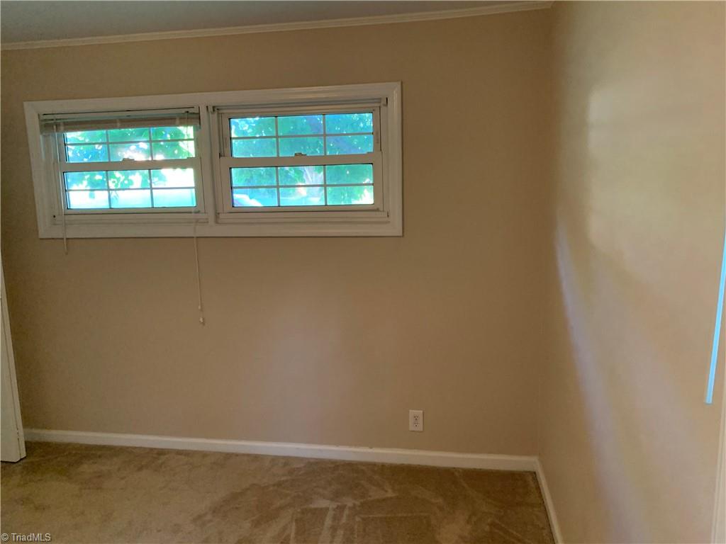 2705 Holmes Road Greensboro, NC 27405 - Photo 18 of 37