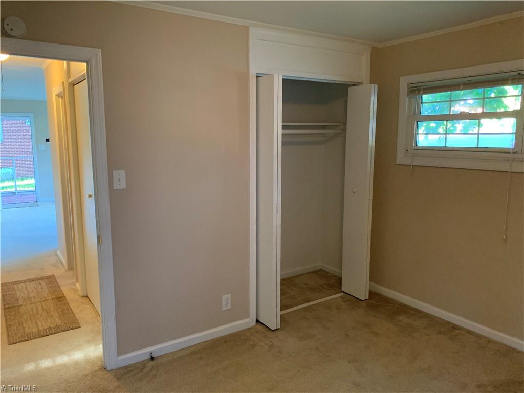 2705 Holmes Road Greensboro, NC 27405 - Photo 19 of 37