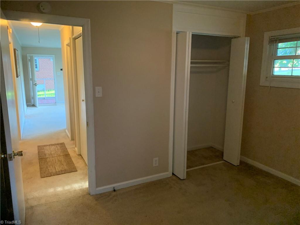 2705 Holmes Road Greensboro, NC 27405 - Photo 20 of 37