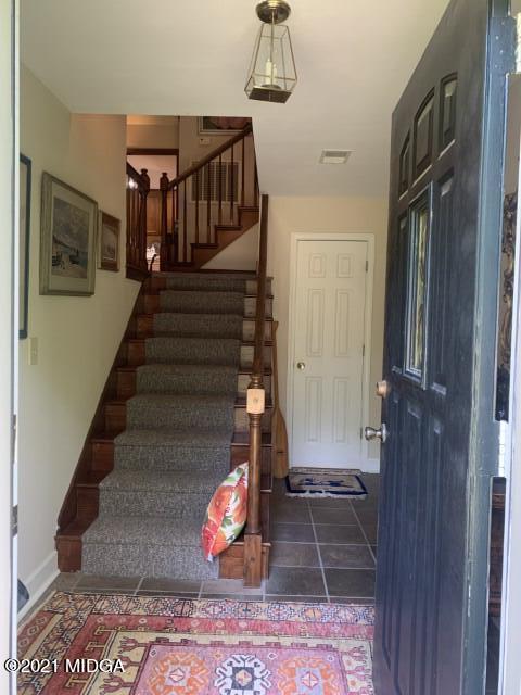 1067 Ashley Hall Road Macon, GA 31210 - Photo 3 of 35 3 Come on In