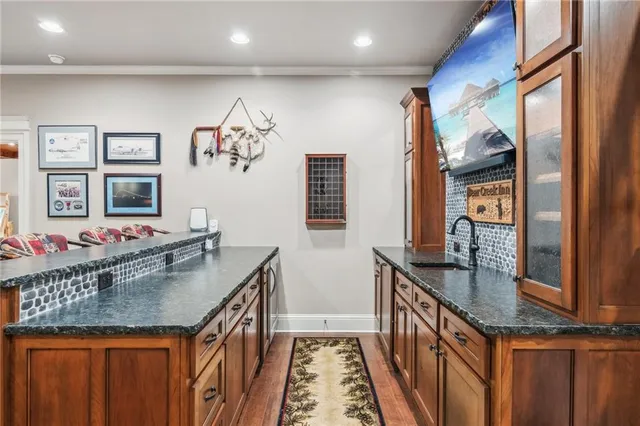 a view of a tennis court