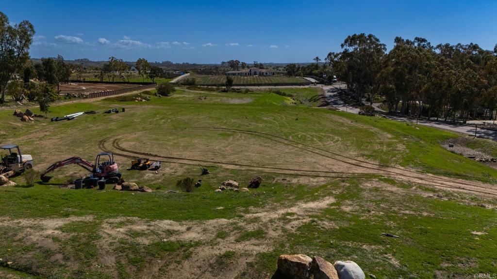 33 San Diego Ca San Diego, CA 92127 - Photo 4 of 12 a view of a field with an ocean