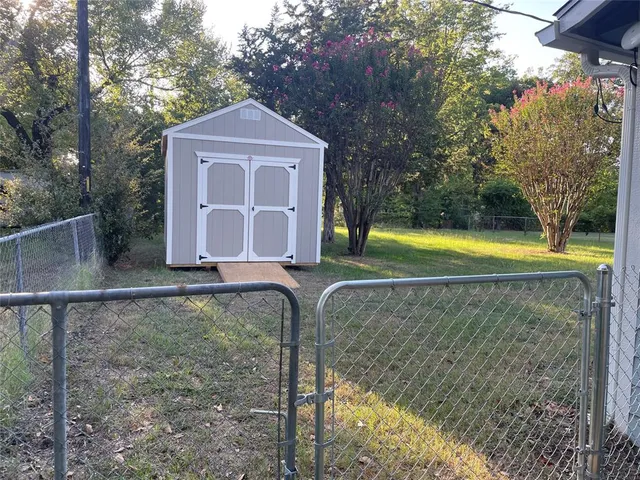 $269,900 | 480 Oak Leaf Trail, East Tawakoni, TX 75472