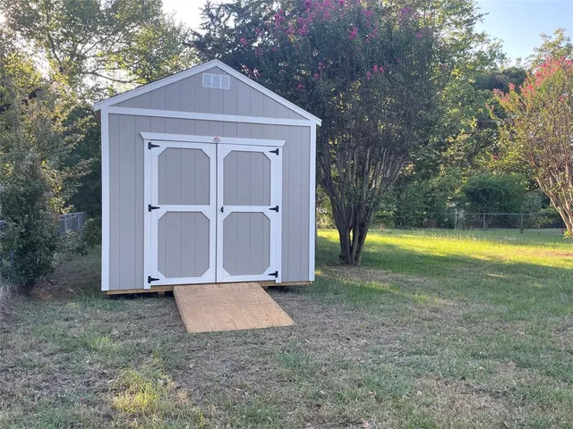 $269,900 | 480 Oak Leaf Trail, East Tawakoni, TX 75472