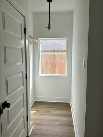 a view of a backyard with barn