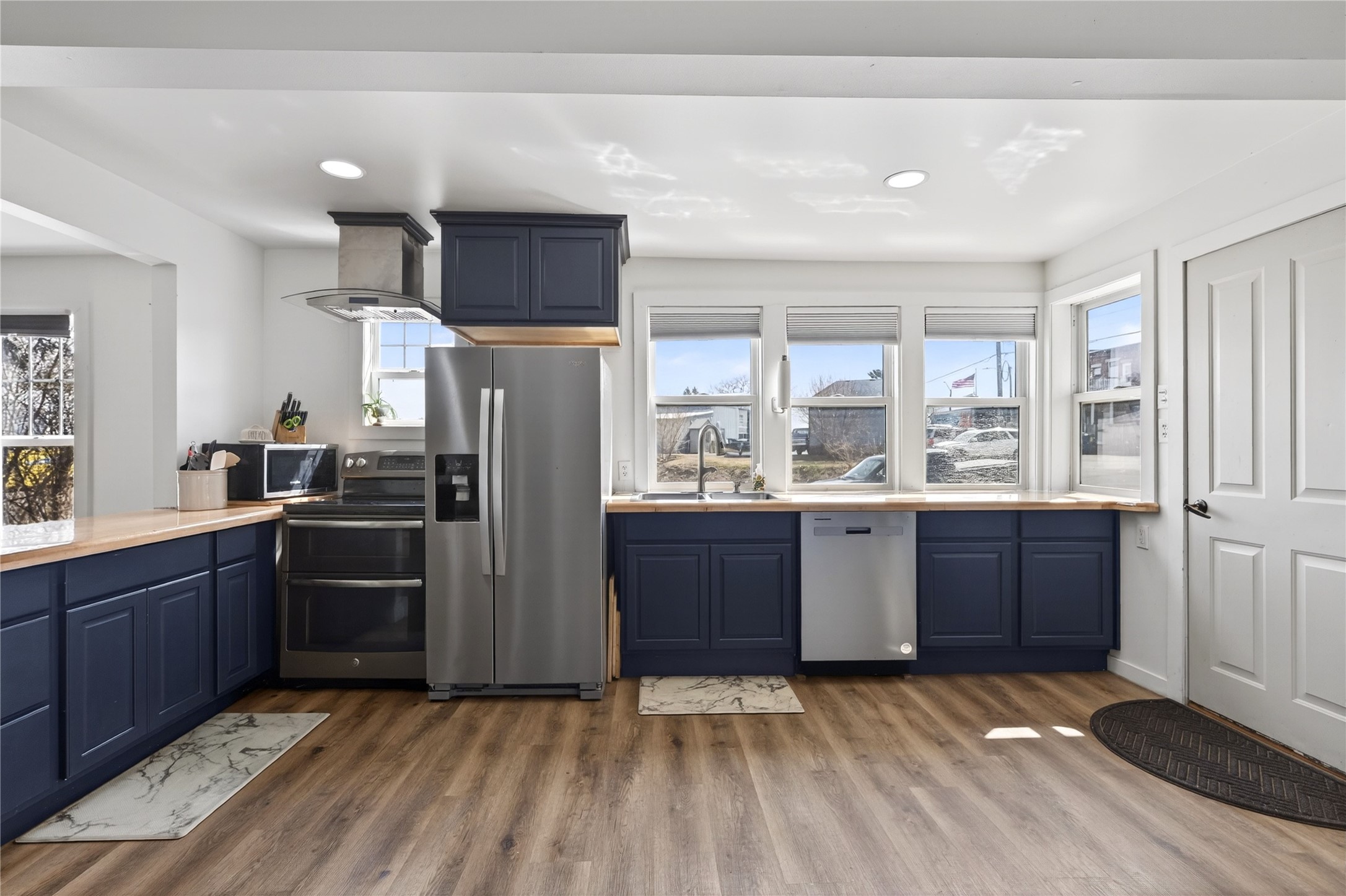 22 6th Avenue Shell Lake, WI 54871 - Photo 7 of 52 main level kitchen/dining