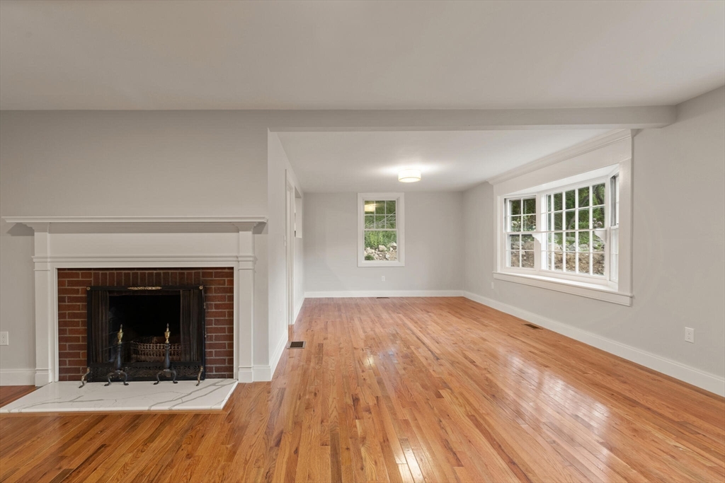 24 Riverview Road, Unit B Gloucester, MA 01930 - Photo 15 of 33 Gallery Image 15