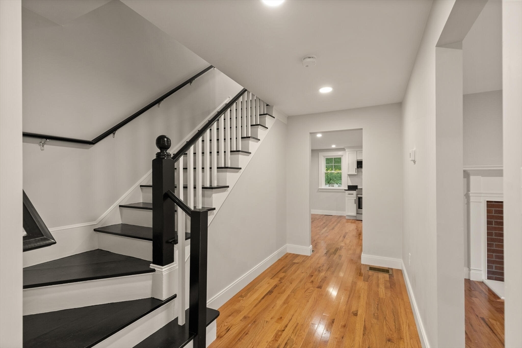 24 Riverview Road, Unit B Gloucester, MA 01930 - Photo 22 of 33 Gallery Image 22