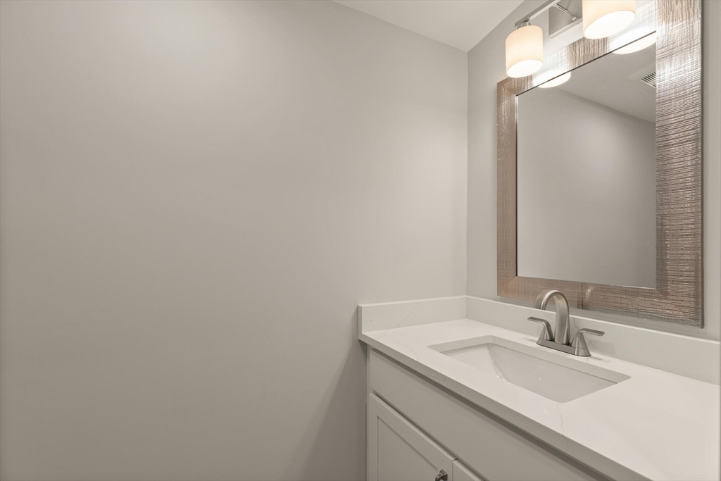 24 Riverview Road, Unit B Gloucester, MA 01930 - Photo 23 of 33 Gallery Image 23