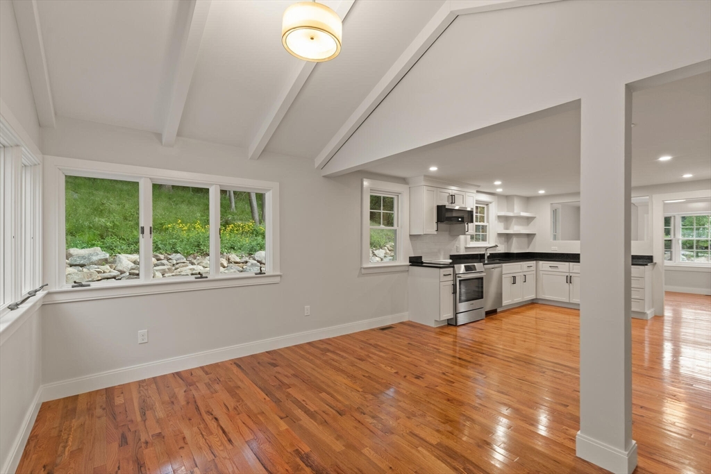 24 Riverview Road, Unit B Gloucester, MA 01930 - Photo 9 of 33 Gallery Image 9