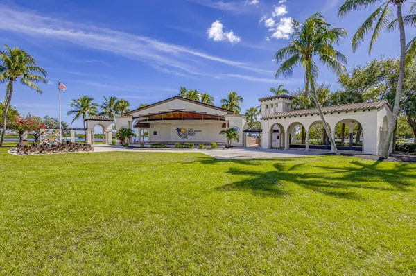 $5,950 | 404 South M Street, Unit 1, Lake Worth Beach, FL 33460