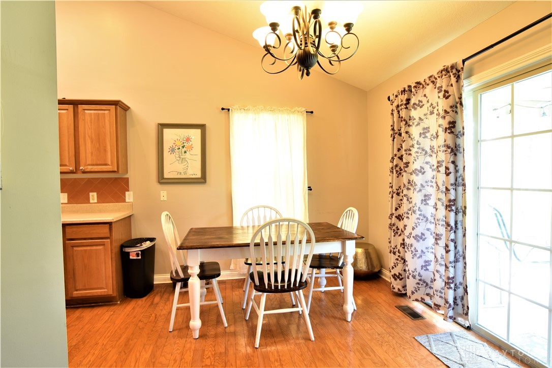 7874 Ct Ridge Fairborn, OH 45324 - Photo 6 of 29