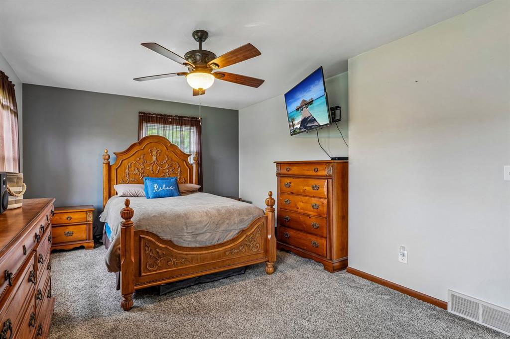 201 Frew Road Ellwood City, PA 16117 - Photo 24 of 40 Gallery Image 24