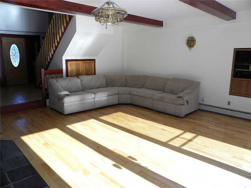 10 Lone Pine Road Turner, ME 04282 - Photo 18 of 35 Living Room.