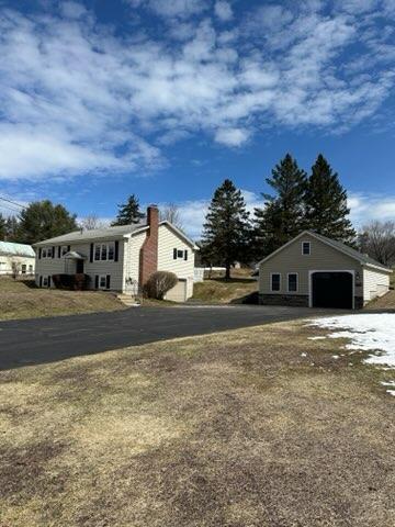 141 Paris Hill Road South Paris, ME 04281 - Photo 3 of 30 IMG_20240402_131006