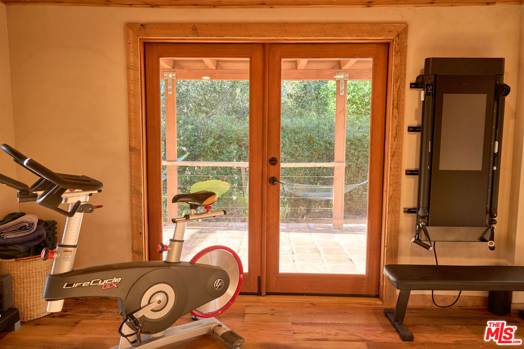 22068 Topanga School Road Topanga, CA 90290 - Photo 32 of 70 a view of a room with gym equipment