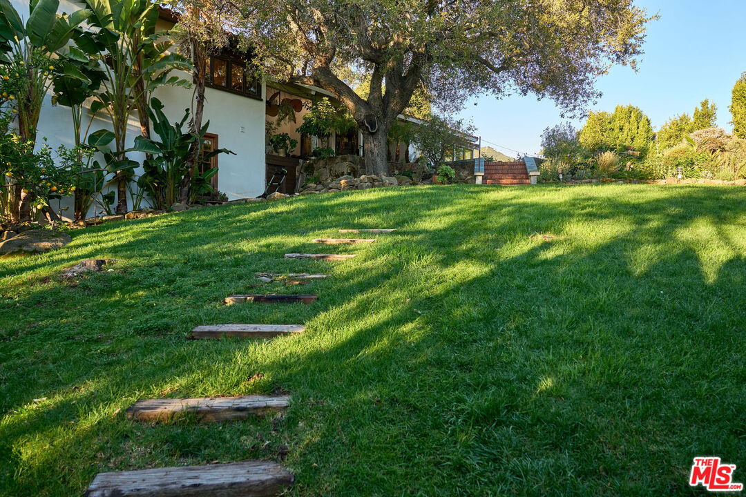 22068 Topanga School Road Topanga, CA 90290 - Photo 54 of 70