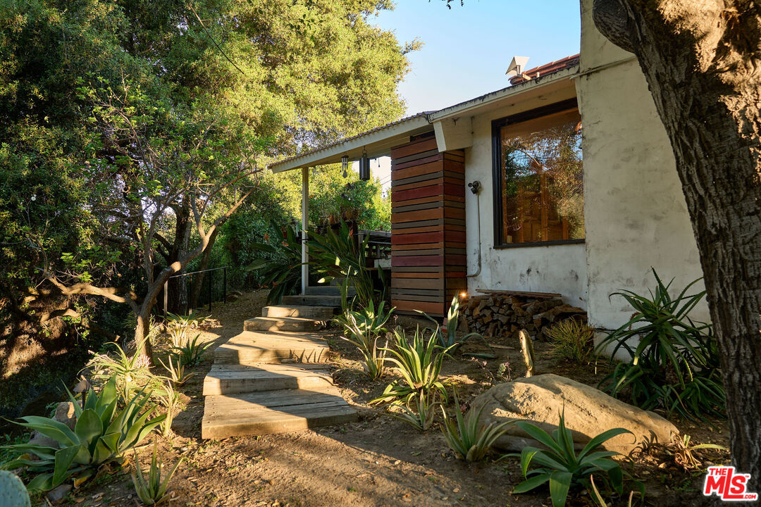 22068 Topanga School Road Topanga, CA 90290 - Photo 56 of 70