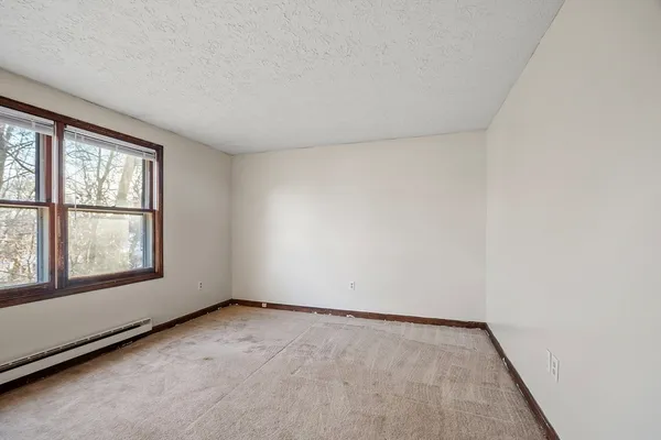 $428,000 | 5 Catherine Street, Clinton, MA 01510