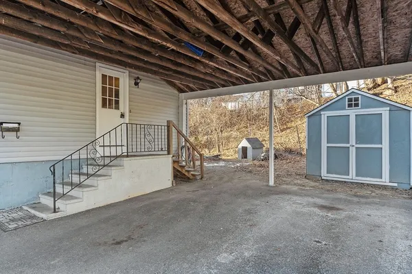 $428,000 | 5 Catherine Street, Clinton, MA 01510