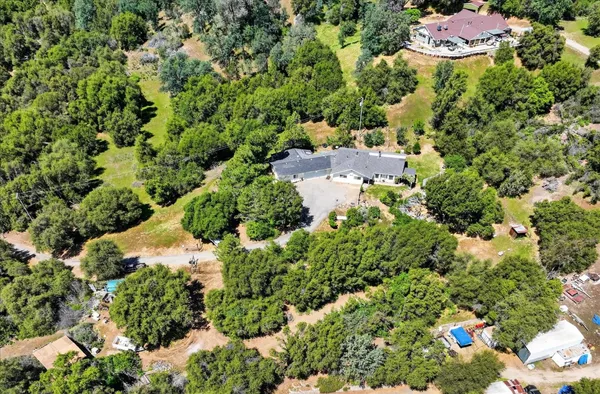 $549,000 | 46535 Eastwood Drive South, Oakhurst, CA 93644