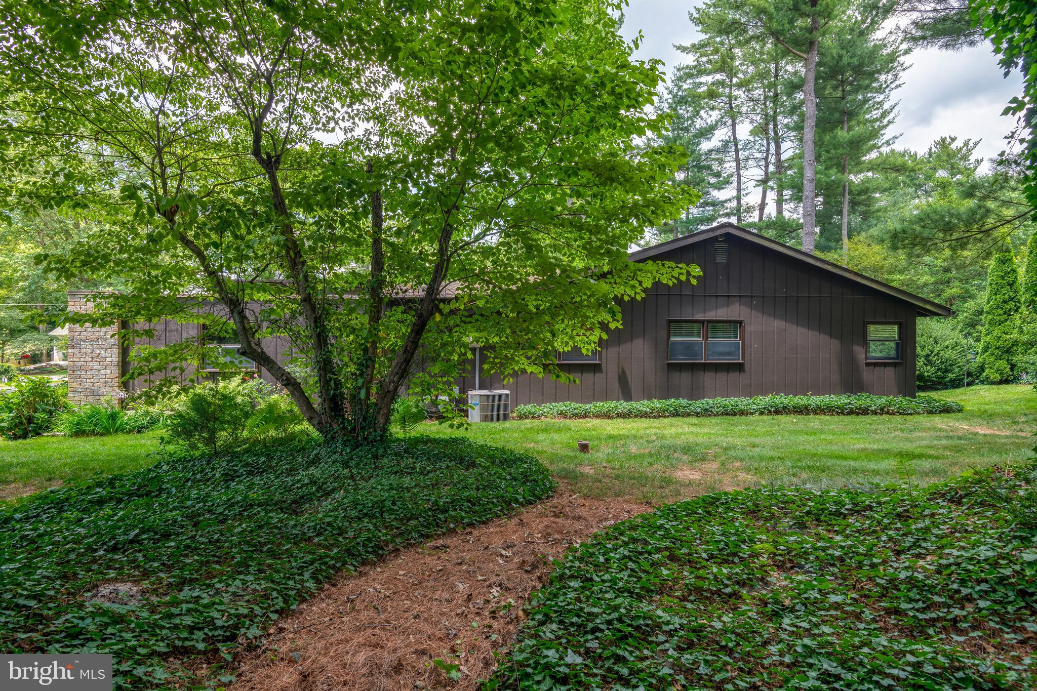 2719 Fiddlers Green Road Lancaster, PA 17601 - Photo 57 of 62 Rear View