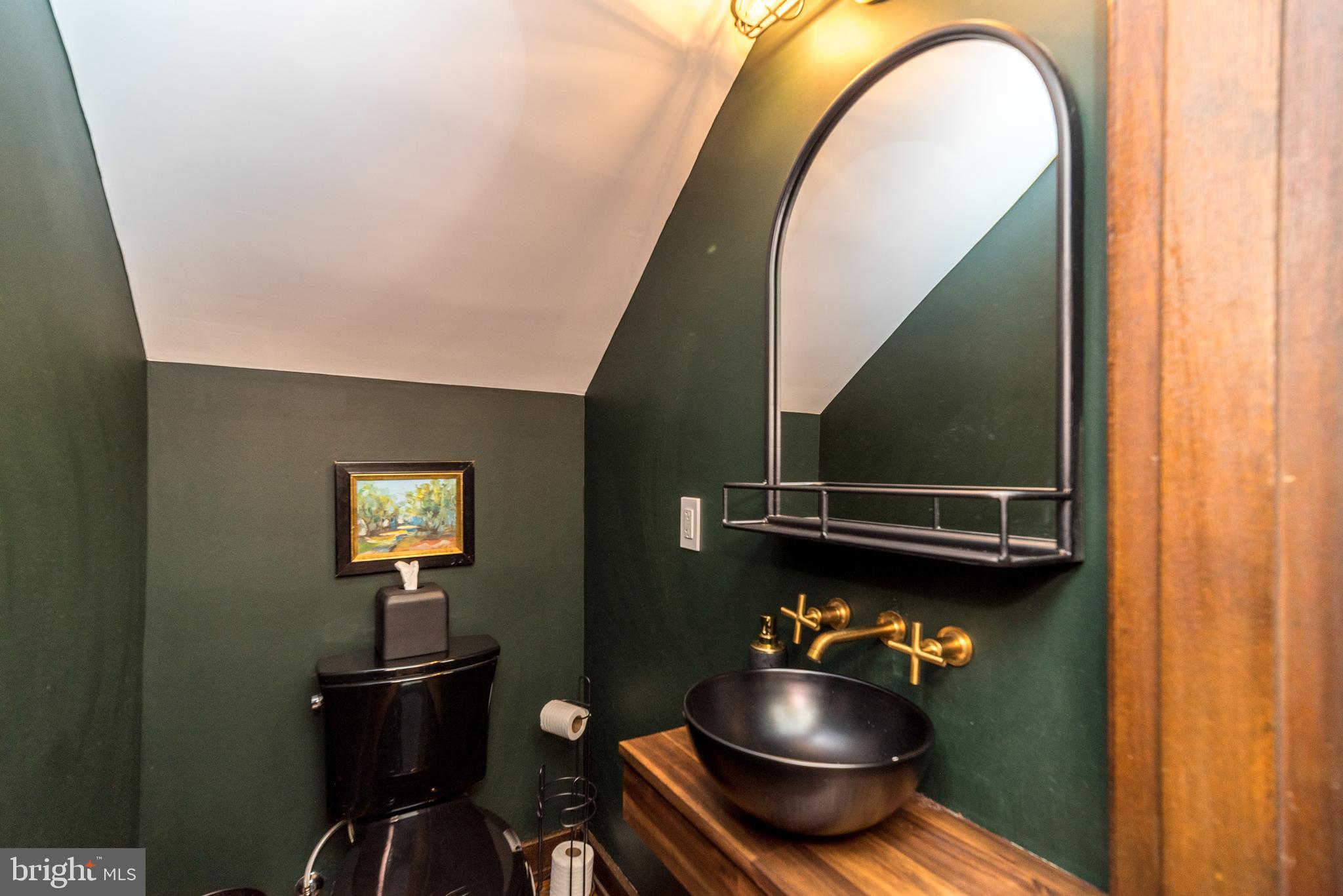 1400 Mill Road Jenkintown, PA 19046 - Photo 12 of 92 Powder Room