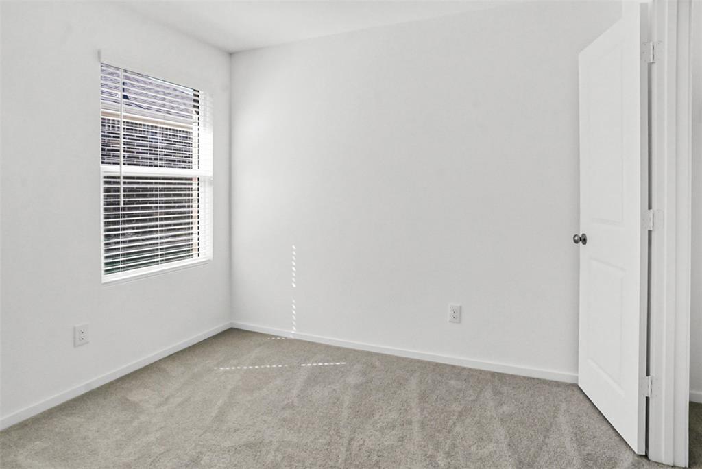 909 Cole Street Howe, TX 75459 - Photo 9 of 24 Gallery Image 9