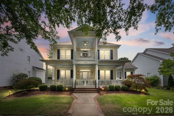 $950,000 | 3229 Colonel Springs Way, Fort Mill, SC 29708
