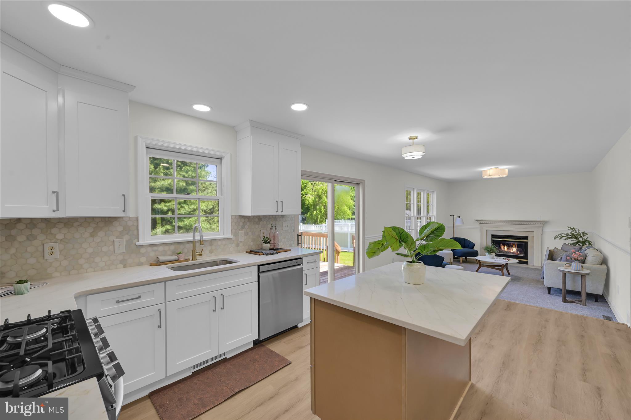 115 Saybrooke Drive Lititz, PA 17543 - Photo 18 of 46 Kitchen