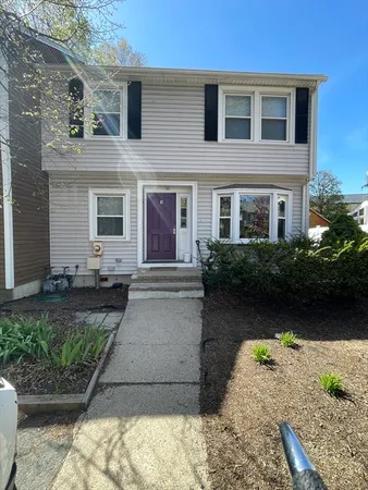 $5,120 | 9 Cornelius Way, Unit 9, Cambridge, MA 02141