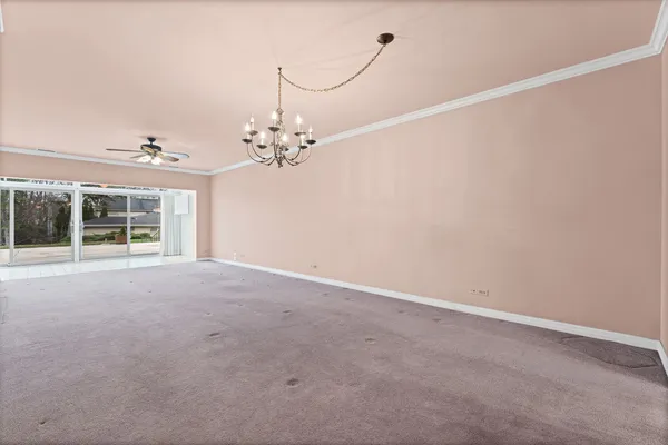 $374,900 | 1 North Dee Road, Unit 1B, Park Ridge, IL 60068