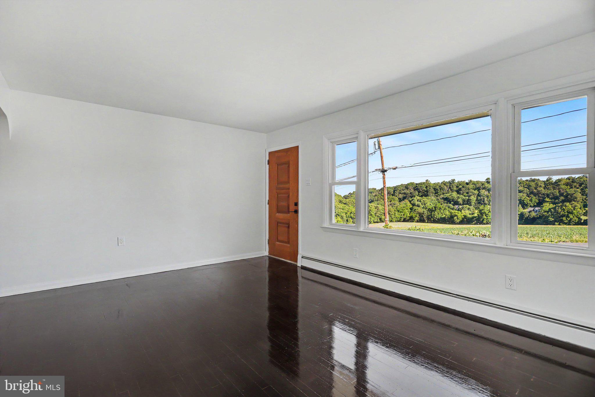 4608 Klinesville Road Columbia, PA 17512 - Photo 4 of 38